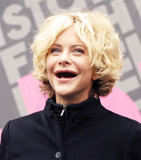 Born margaret hyra in 1961, meg ryan's first acting success came with a role on the soap opera as the world turns from 1982 to 1984. Meg Ryan'ın fakirhanesi