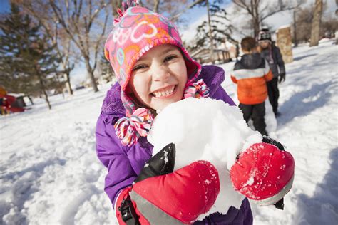 4 Winter Activities For Kids For Indoors Or Outdoors Sittercity