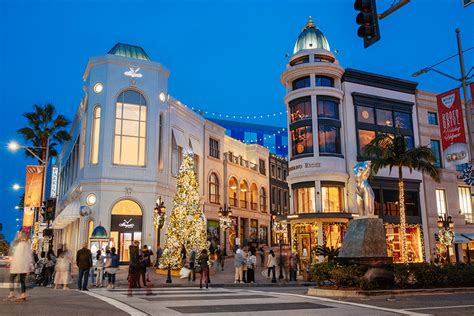Rockin Around Rodeo Drive For The Holidays Beverly Press Park