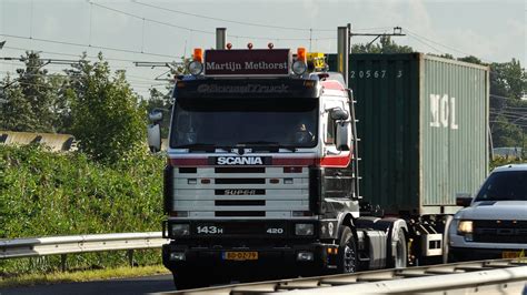 Verhuizingen, transporten, koeriersdiensten, logistiek en fashion logistics. NL - Martijn Methorst Scania 143-420 SL | BonsaiTruck | Flickr