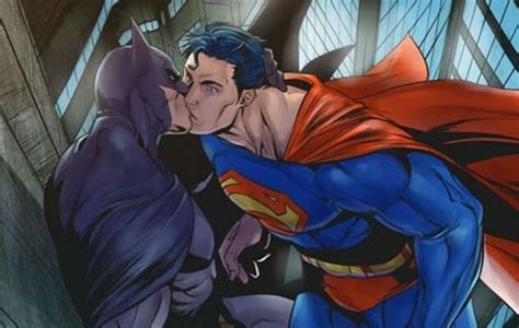 Супермен гей из за проблем с авторскими правами DC избавятся от Кларка Кента видео