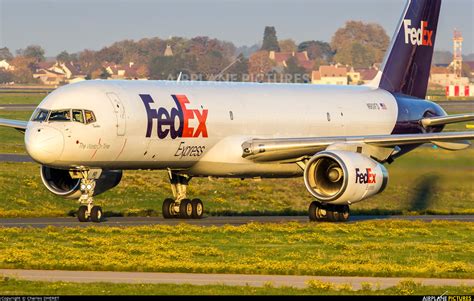 N901fd Fedex Federal Express Boeing 757 200f At Paris Charles De