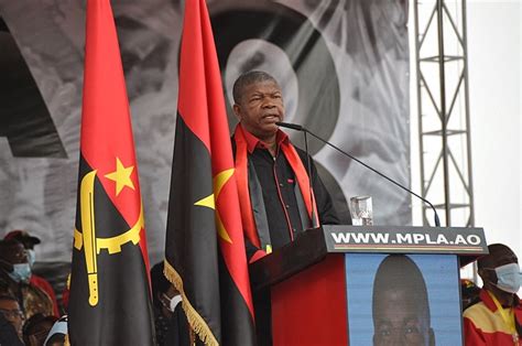 Presidente De Angola é Reeleito E Mantém Maioria No Internacional