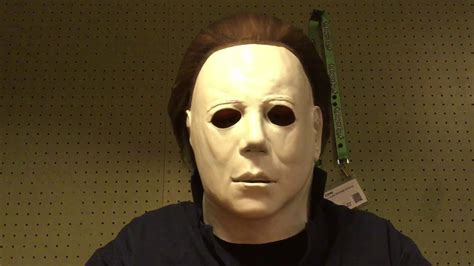 Trick Or Treat Studios Halloween 2 Mask Avec Etiquet Review - Trick or Treat Studio’s Halloween 1978 mask review - YouTube