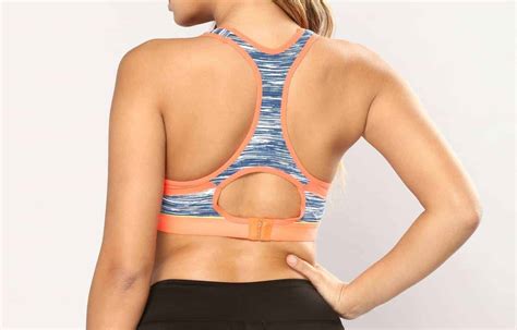 The Best Sports Bra with Hooks in Back [2020 Review ...