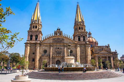 edificios y sitios emblemáticos de Guadalajara Descubre los lugares de interés más famosos