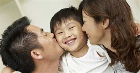 4 Cara Ini Buat Anda Jadi Ibu Bapa Yang Awesome Keluarga