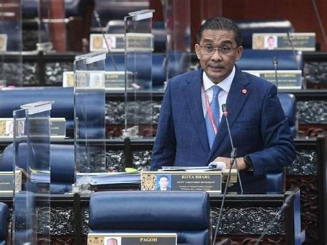 Dato takiyuddin hassan pameran kegemilangan bolasepak kelantan 1 jan 2013. Lima RUU dibawa ke sidang Dewan Rakyat akan datang