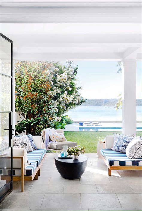 10 Hamptons Style Outdoor Areas Homes To Love