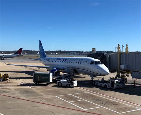 United Airlines Adds More E175s As Crj550 Fleet Expands The Points Guy