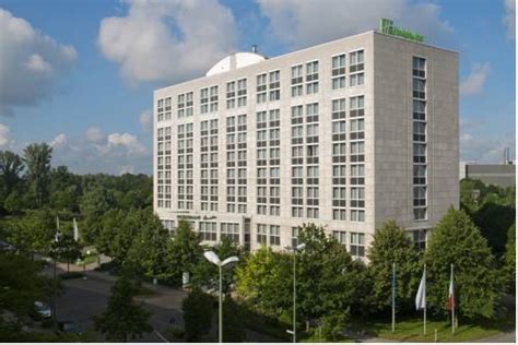 Find the travel option that best suits you. Holiday Inn Düsseldorf Neuss, Anton-Kux-Str. 1, 41460 ...