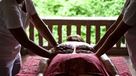 Spa Treatment—ayurvedic Abhyanga Massage At Oneworld Retreats In Ubud Bali Youtube