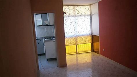 Reformado, exterior, con cocina equipada y zona lavadero. Alquiler Piso en Sant Feliu de Llobregat - YouTube