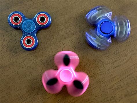 German Customs Wages War On Fidget Spinners Barely Hanging Onbarely