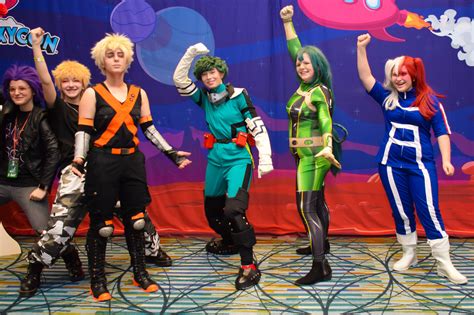 That ending shows the mha characters as fantasy characters (izuku as a sword hero, ochaco a witch 'My Hero Academia' Season 5 Update: Weekly Shonen Jump ...