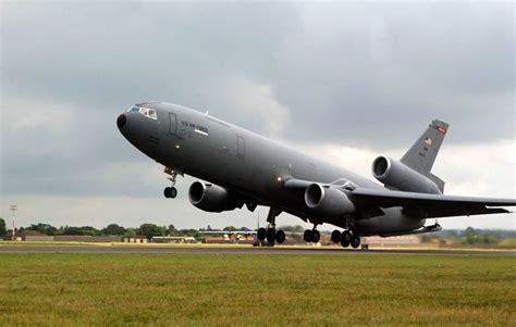 Usaf Kc 10 Takeoff Photo Aircraft Aviation Usaf