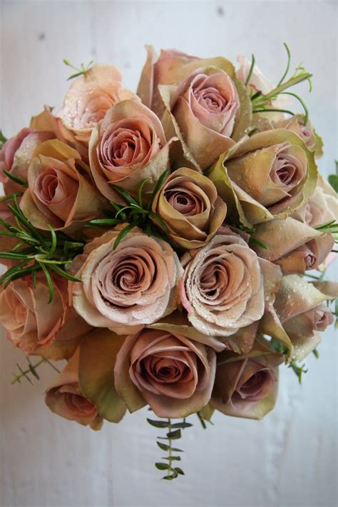 Amnesia And Metalina Roses With Rosemary Taupe Wedding Pink Wedding