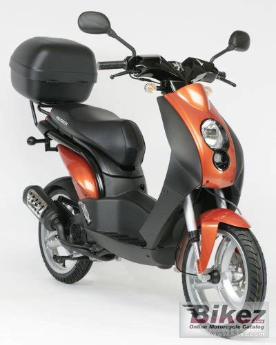 The ludix is a 50 cc (3.1 cu in) scooter made by peugeot motocycles which comes in various models including one, snake and the blaster rs12. 2008 Peugeot Ludix 2 50 Elegance specifications and pictures