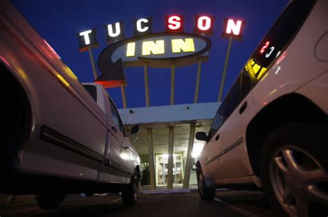 28 Of Tucsons Best Neon Signs Retro Tucson