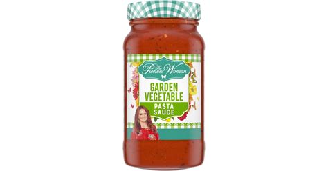 In her pioneer woman blog, drummond says she decided during her first year of college to become a vegetarian. Pioneer Woman Garden Vegetable Pasta Sauce ($4) | Pioneer Woman Ranch and BBQ Sauces | POPSUGAR ...