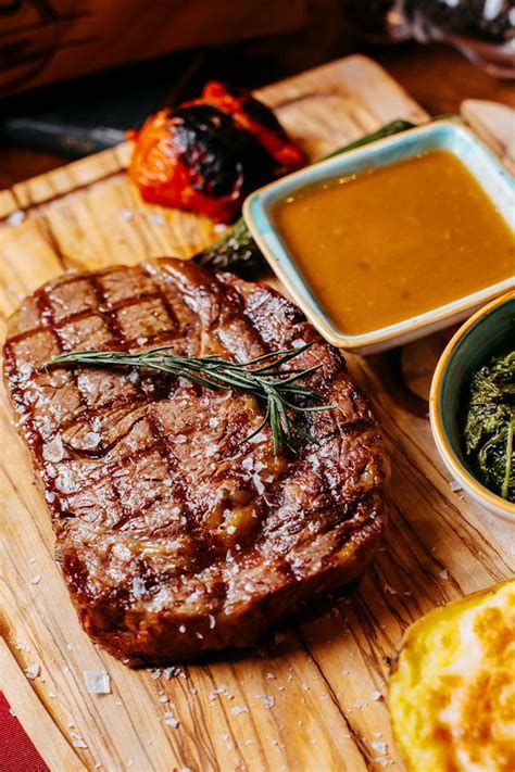 Line a baking sheet with foil. Oven Grilled Sirloin Steak Recipe | Recipes.net | Recipe ...