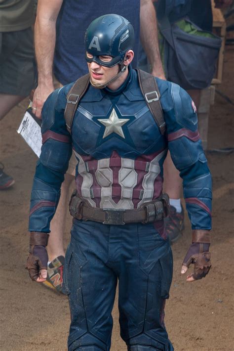 Chris Evans Gets Back Into The Captain American Costume Picture Stars On Set Abc News