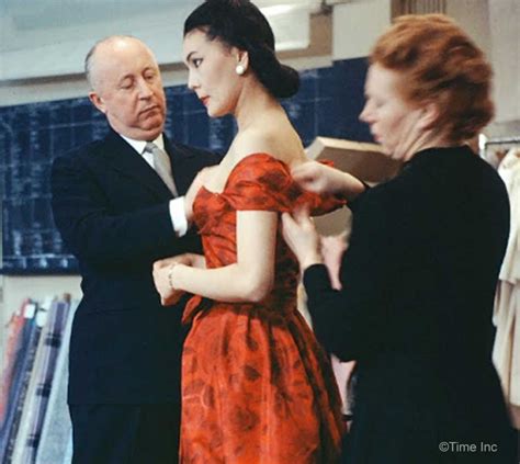 Inside Christian Diors Salon In 1957 Glamour Daze