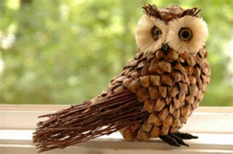 Diy Owl Pine Cone Crafts Pine Cone Art Cones Crafts