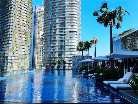 Four Seasons Hotel Kuala Lumpur Pool Pictures And Reviews Tripadvisor
