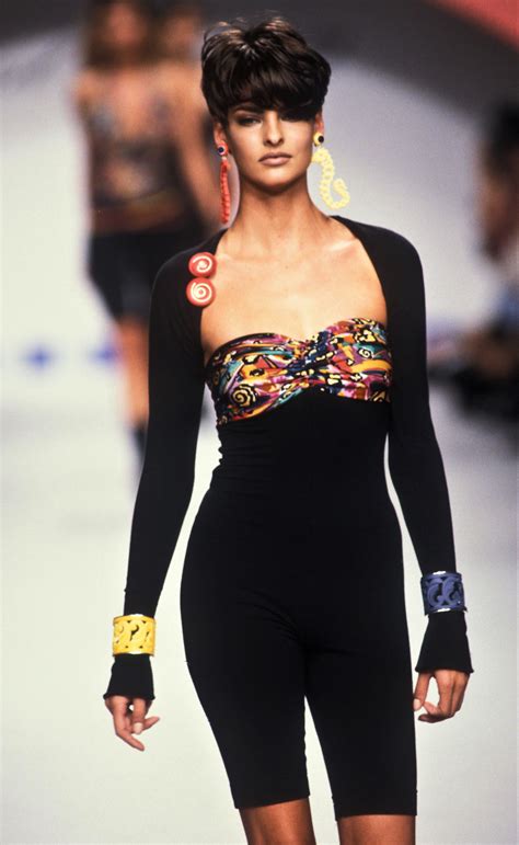 Linda Evangelista Walked For Karl Lagerfeld Runway Show 1991 90s