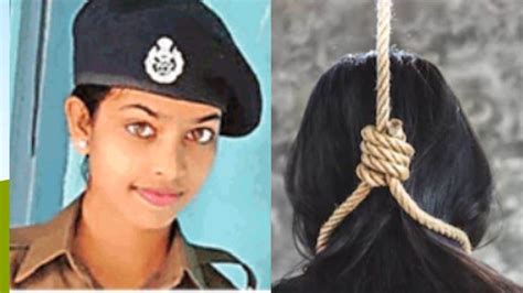 Female Soldier Was Hanged Called Her Husband And Said I Cannot Bear It Anymoe Both Of Them Were