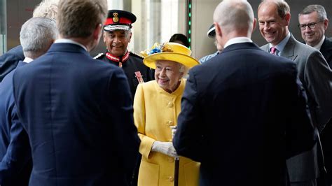 Queen Makes Surprise Visit To Paddington Station In London The New