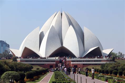 Scholarships For Females In Architecture In India - TATA Housing Scholarship for Girls Studying B.Arch
