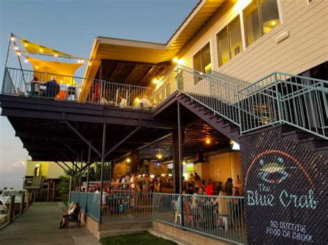 Dine Right On Lake Pontchartrain At The Beautiful Blue Crab In New