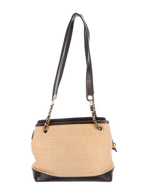Chanel Cc Straw Shoulder Bag Handbags Cha167658 The Realreal