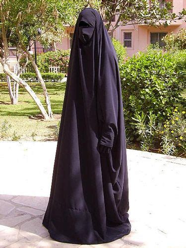Chador In 2020 Niqab Beautiful Hijab Muslim Beauty
