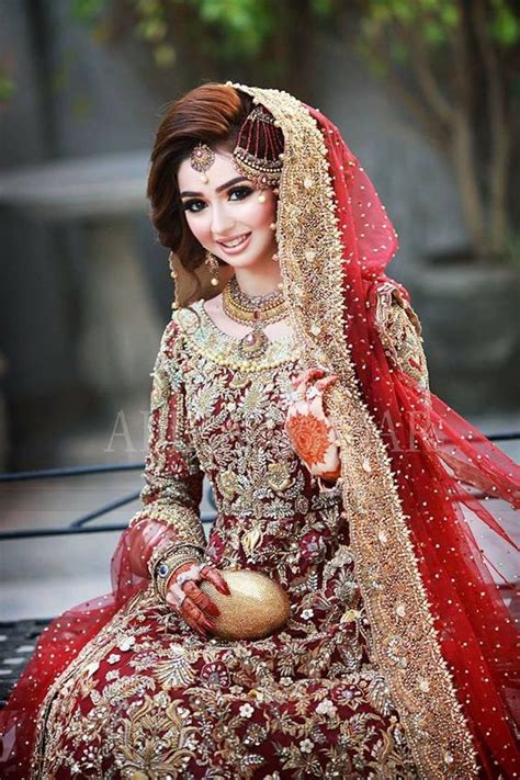 Pakistani Red Bridal Dresses 2021 for Wedding Day ...