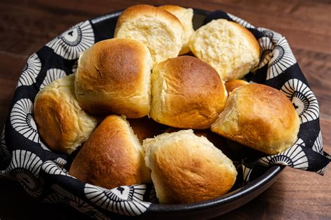 Brown And Serve Rolls Thanksgiving Recipe Alton Brown