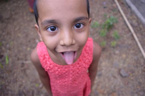 Fotos Gratis Persona Niña Retrato Niño Expresión Facial Sonreír Infantil Niñito Ojo