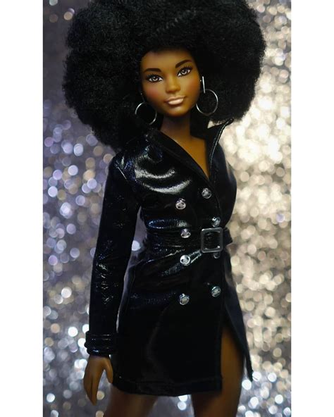 Pin By Olga Vasilevskay On Barbie Dolls Curvy Black Barbie Fashion