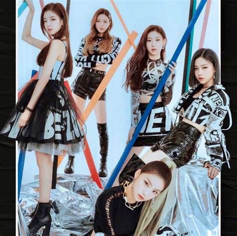 You can now view more their stories. ITZY | Wiki | ♡ BLΛƆKPIИK BR ♡ Amino