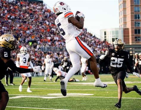Auburn Football Wide Receiver Position Undergoes Major Transition With