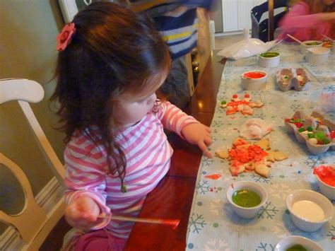 Christmas baking with children doesn't have to be a nightmare, we've laid out some ground rules and pointed out some creative recipes. Kids Christmas Cookie Decorating Party - "Making ...