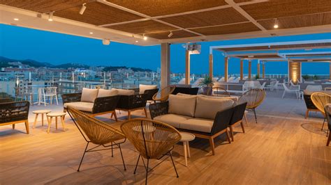 The Eighth L Azure Hotel Only Adults In Lloret De Mar Restaurant Reviews Menus And Prices