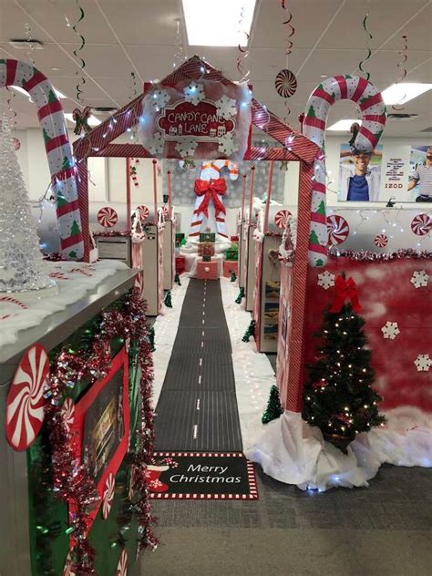 Pin By Katie Scheufeli On Cubicle Land Office Christmas Decorations