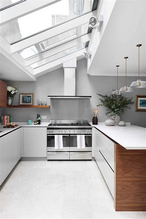 25 Captivating Ideas For Kitchens With Skylights