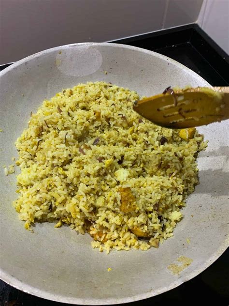 Resep nasi goreng kampung populer di indonesia disajikan untuk 2 orang. Resepi Nasi Goreng Kampung Perencah Seri Aji - 0 Descargar
