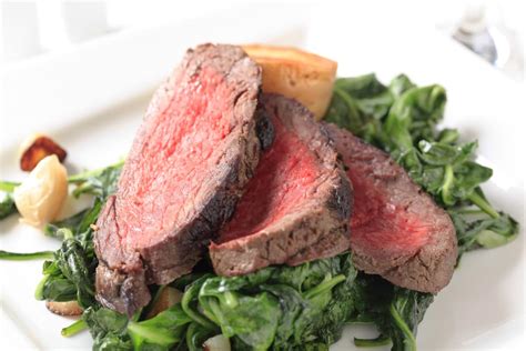 Chuck roast comes from a cow's shoulder portion. Deliciously Lean and Tender Rump Roast - Maven Cookery ...