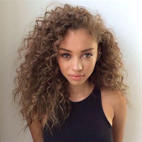 Lightskin Girls Curly Hair Styles Curly Hair Styles Naturally