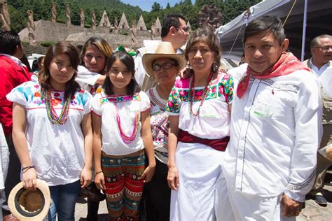 Día Internacional De Los Pueblos Indígenas Centro Ceremonial Otomí